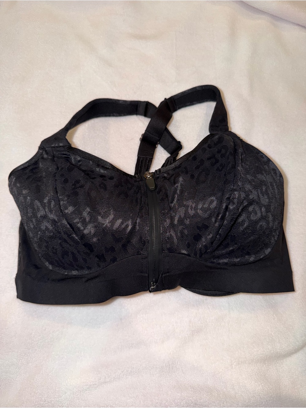 Vintage 2019 Victoria Secret Front-Zip Leopard Sport Bra - Black
